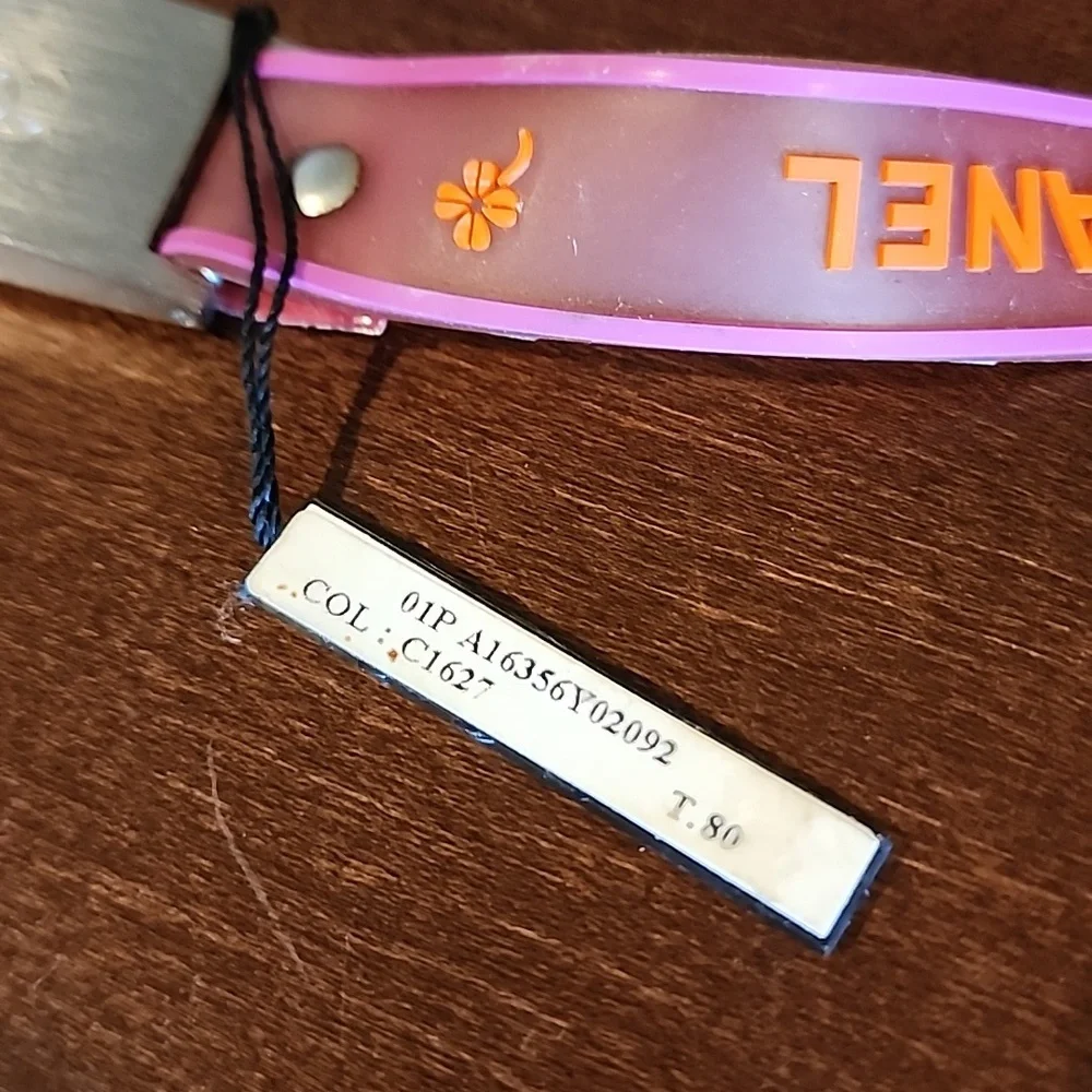 Authentic Chanel belt- rare - Picture 6 of 8